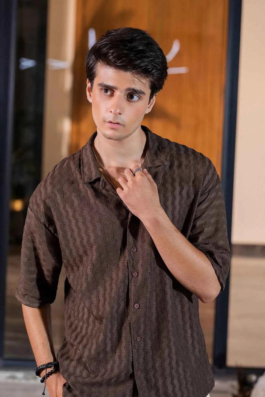 Rustline Cocoa Current Short Sleeve Shirt in Chocolate - Stylish Comfort for Every Occasion